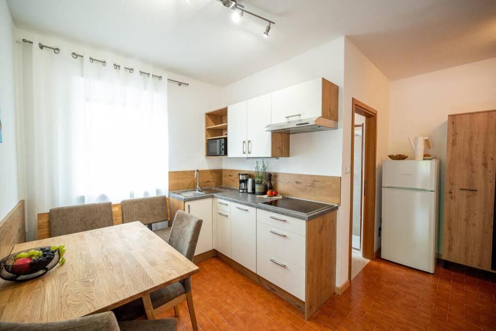 Ferienwohnung Am Kalterer See In Suedtirol Caldaro Buitenkant foto